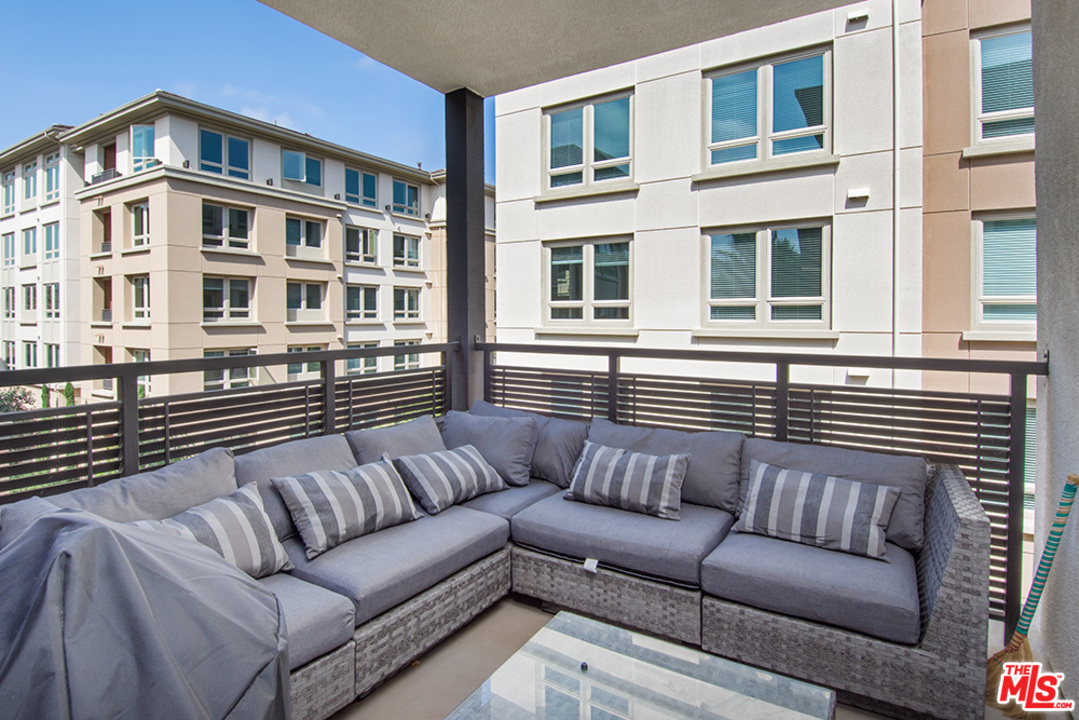 12879 West Runway Road, Unit 2 Los Angeles, CA 90094 - Photo 8 of 35 Gallery Image 8