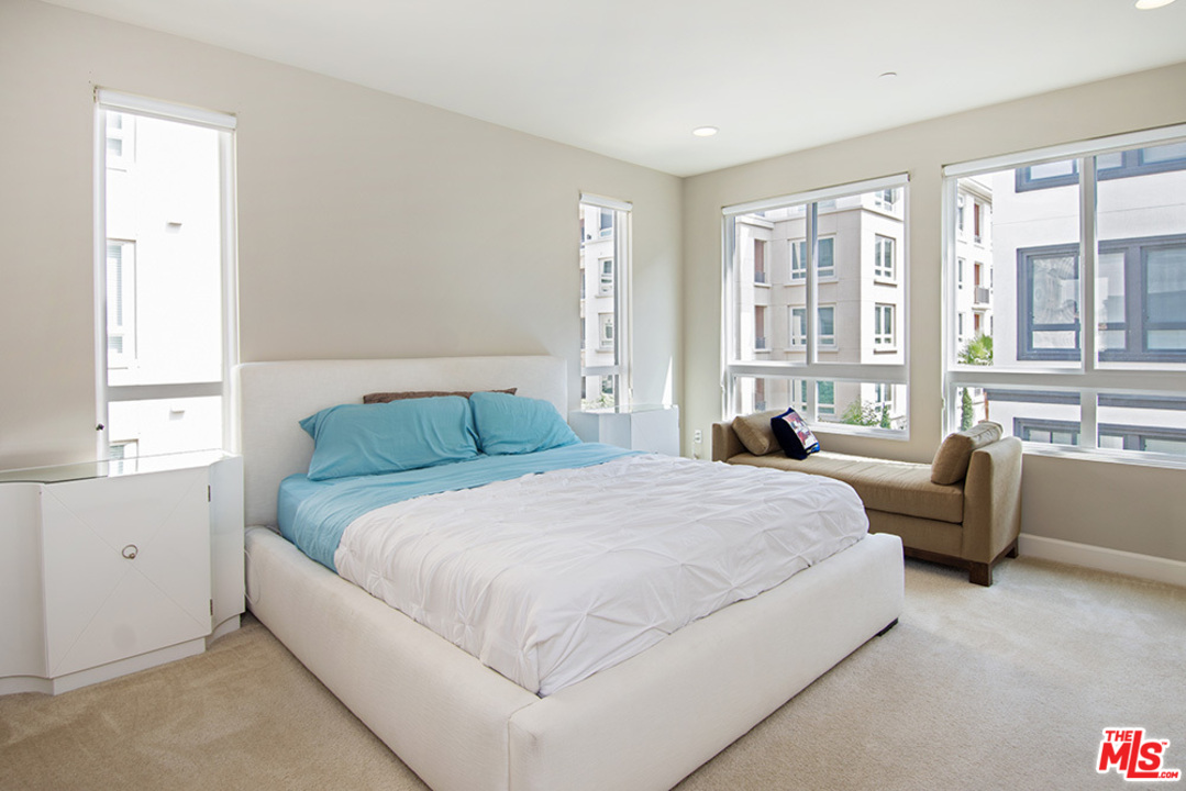 12879 West Runway Road, Unit 2 Los Angeles, CA 90094 - Photo 9 of 35 Gallery Image 9