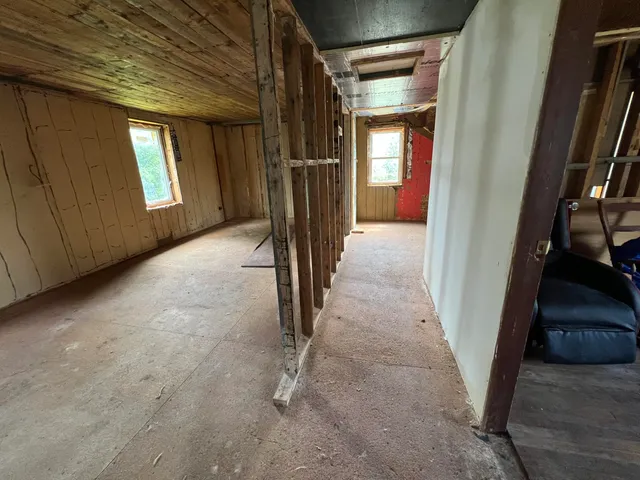 $36,900 | 123 Fulton Street, Van Buren, ME 04785