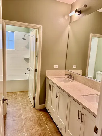 $6,100 | 55 Wild Horse, Irvine, CA 92602