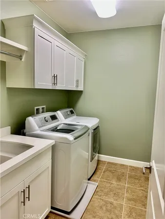 $6,100 | 55 Wild Horse, Irvine, CA 92602