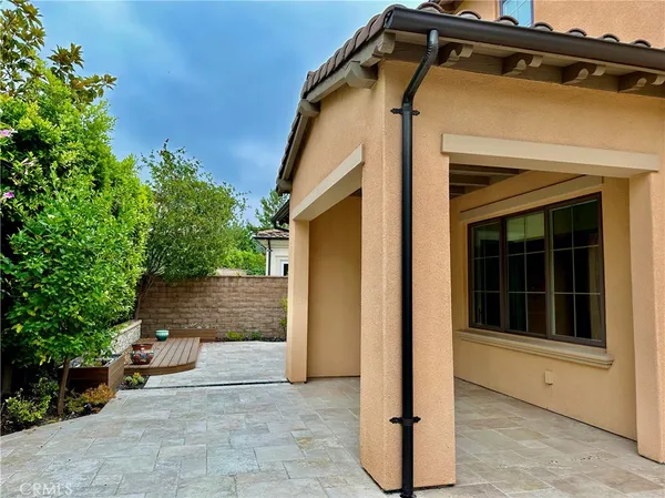$6,100 | 55 Wild Horse, Irvine, CA 92602