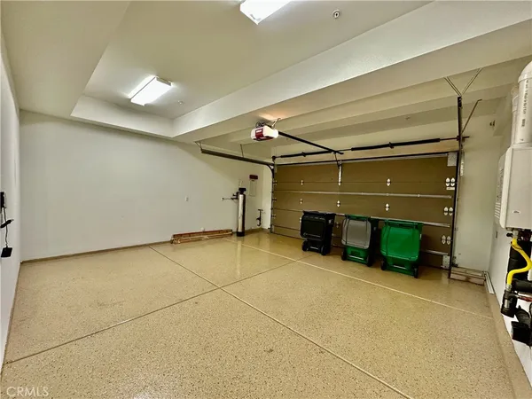$6,100 | 55 Wild Horse, Irvine, CA 92602