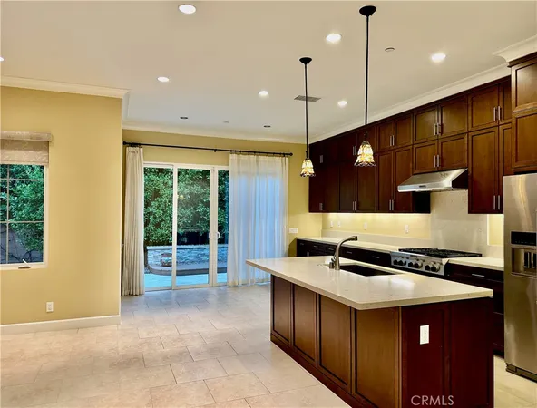 $6,100 | 55 Wild Horse, Irvine, CA 92602