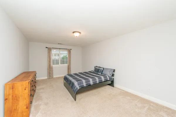 $629,499 | 2704 Western Oak Drive, Redding, CA 96002