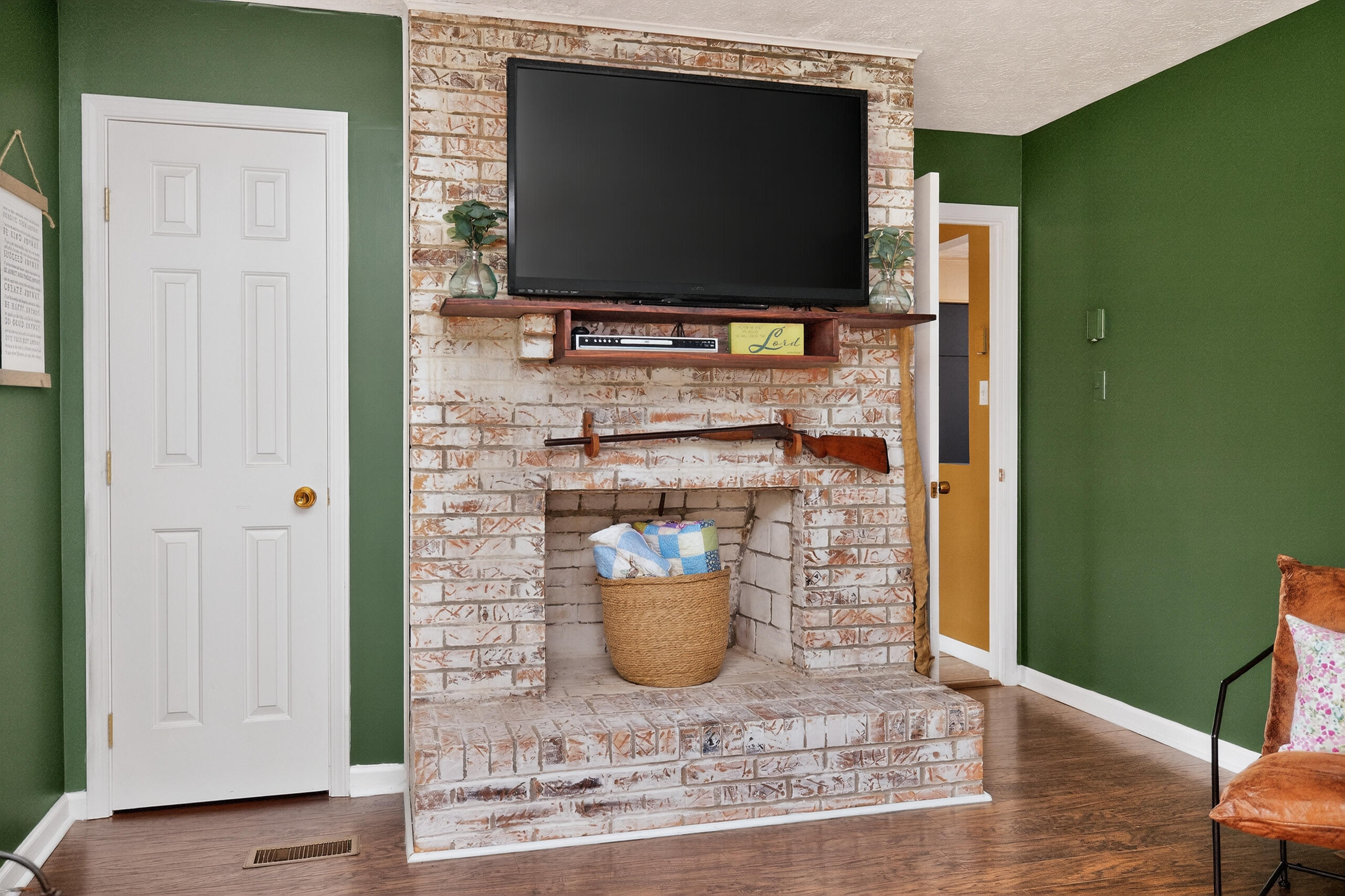 11758 Bohon Road Harrodsburg, KY 40330 - Photo 7 of 45 Firepalce in Living Room