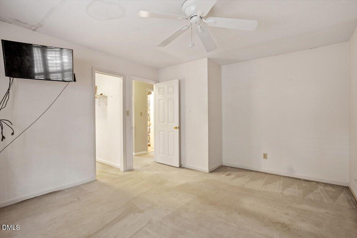 2870 Wycliff Road Raleigh, NC 27607 - Photo 19 of 41 Primary Suite (Upper Level)