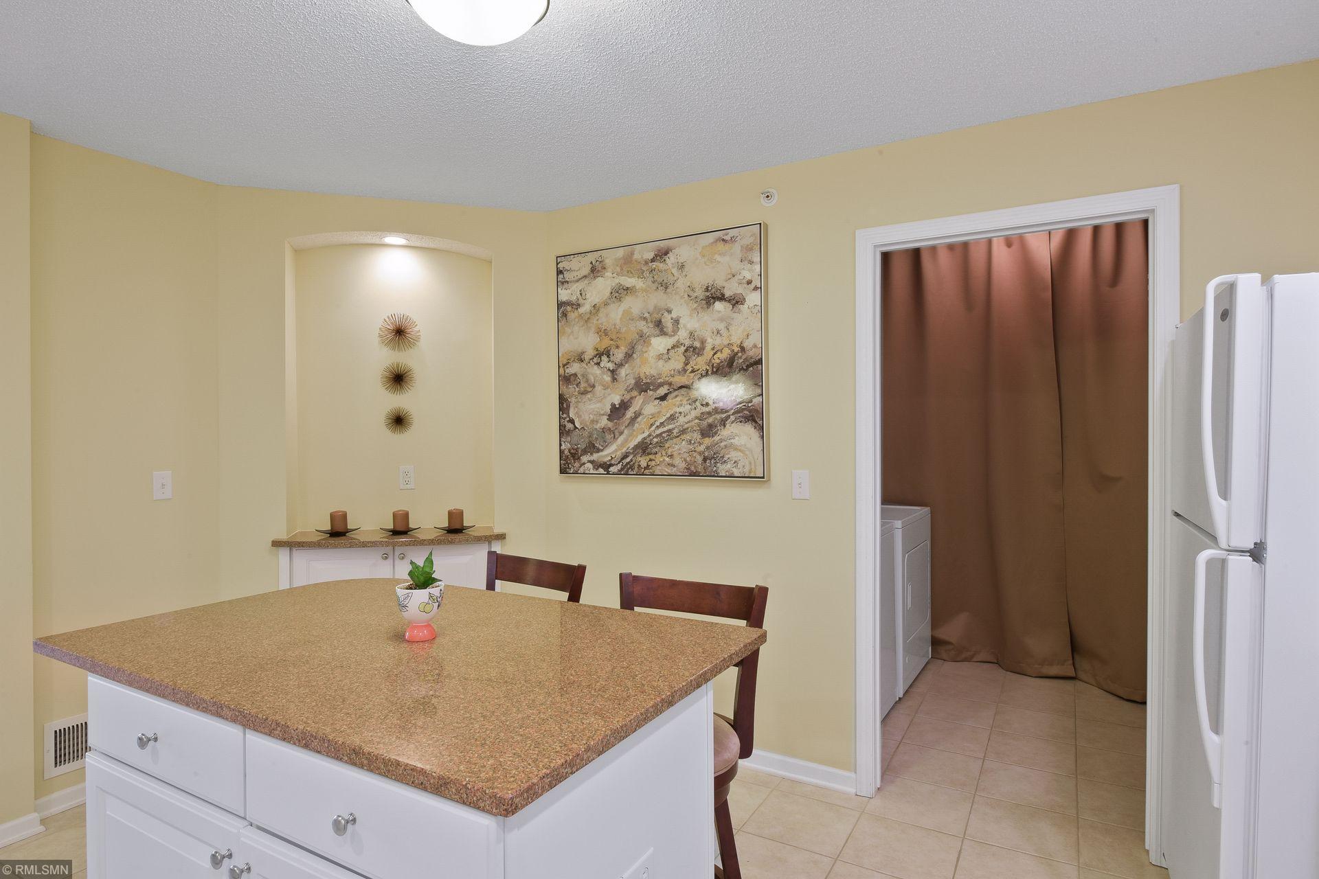 7930 Golden Valley Road, Unit 10 Golden Valley, MN 55427 - Photo 15 of 28 Gallery Image 15