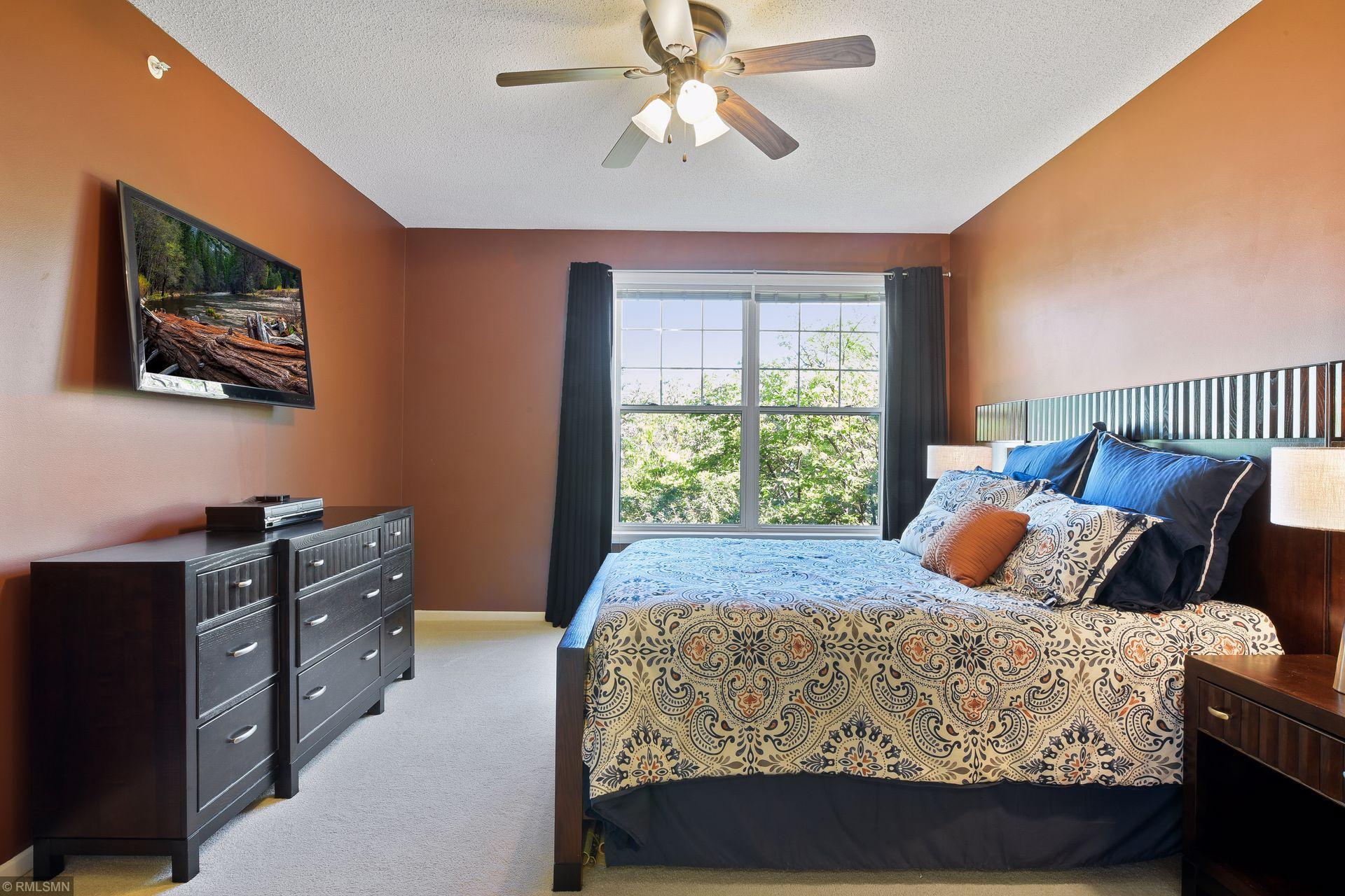7930 Golden Valley Road, Unit 10 Golden Valley, MN 55427 - Photo 18 of 28 Gallery Image 18