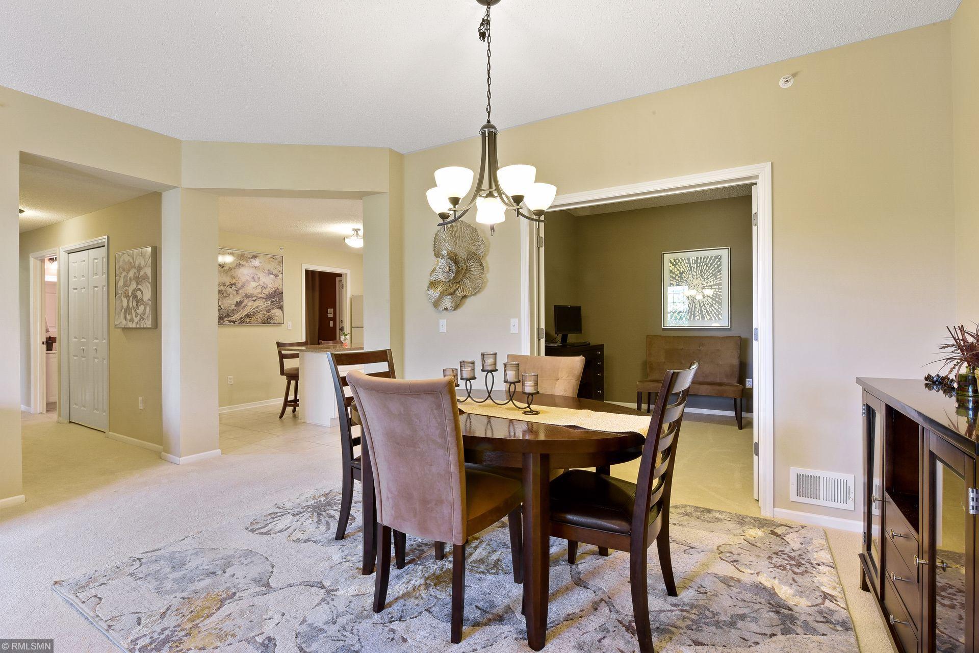 7930 Golden Valley Road, Unit 10 Golden Valley, MN 55427 - Photo 6 of 28 Gallery Image 6