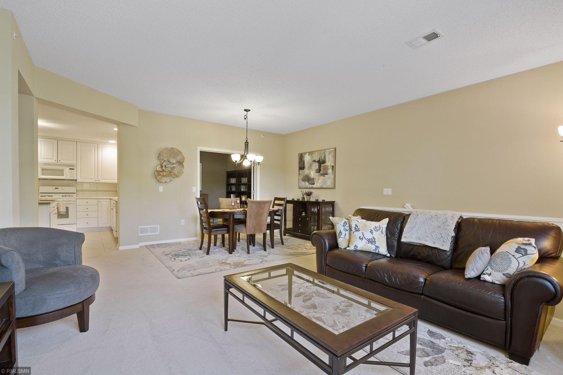 7930 Golden Valley Road, Unit 10 Golden Valley, MN 55427 - Photo 8 of 28 Gallery Image 8