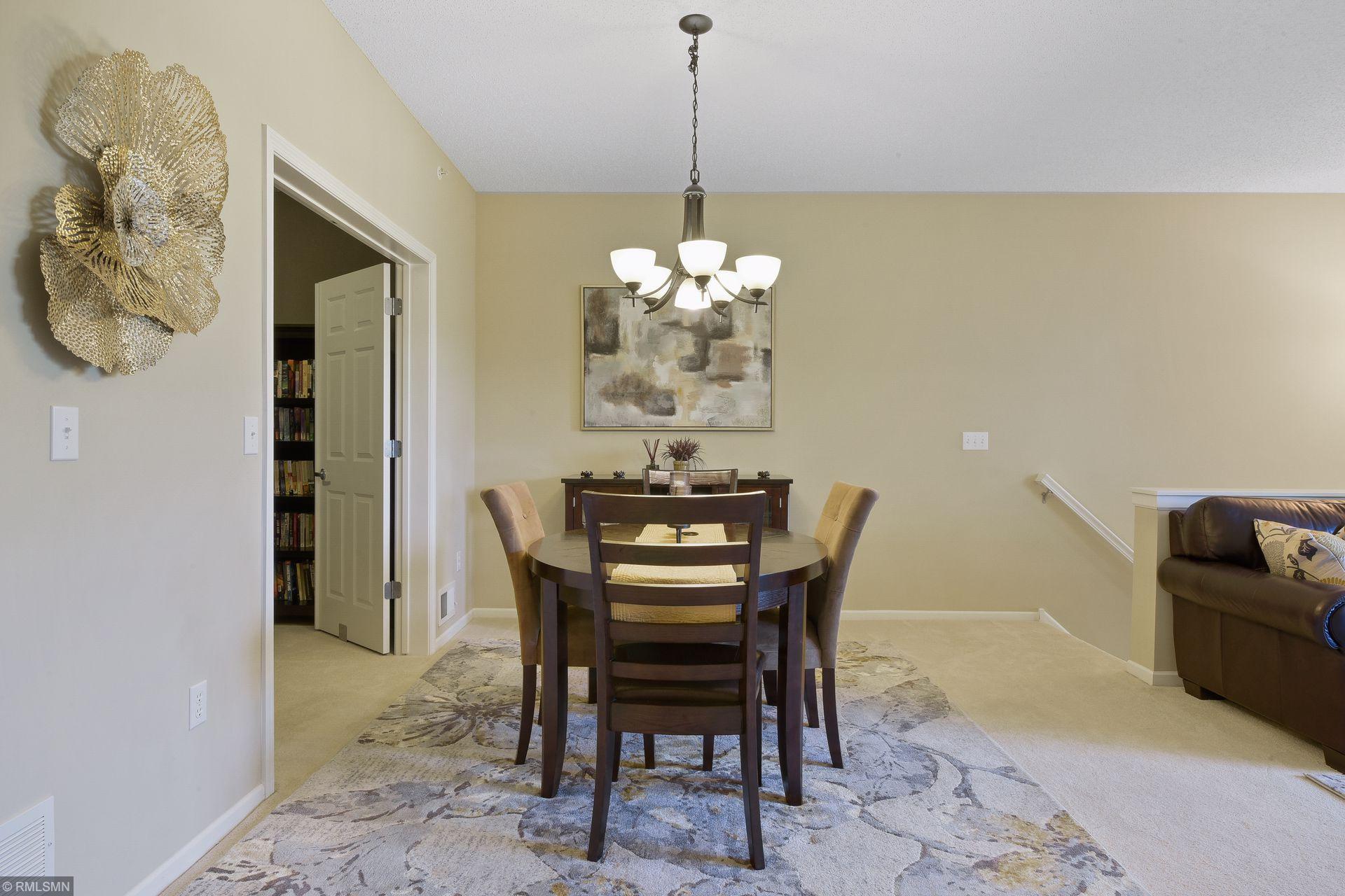 7930 Golden Valley Road, Unit 10 Golden Valley, MN 55427 - Photo 9 of 28 Gallery Image 9