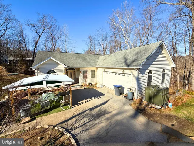 $440,000 | 289 Magnolia Drive, Front Royal, VA 22630