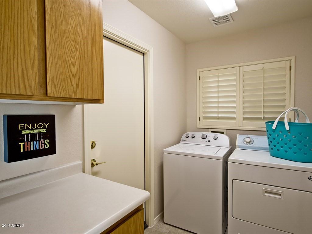 14730 Piccadilly Road Goodyear, AZ 85395 - Photo 14 of 17 014_Laundry (2)