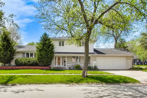$324,900 | 4255 149th Street, Midlothian, IL 60445