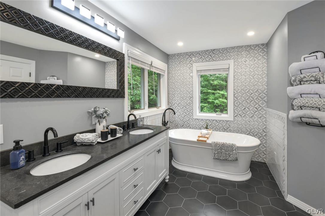 1459 Mission Road Quakertown, PA 18951 - Photo 14 of 36 Gallery Image 14