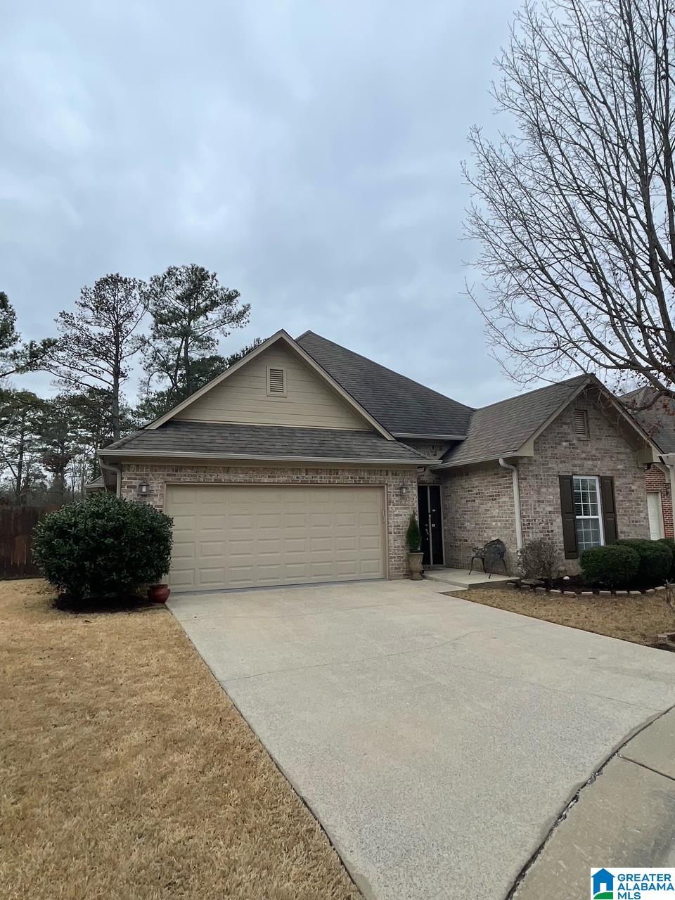105 Lakeside Circle Pelham, AL 35124 - Photo 3 of 36