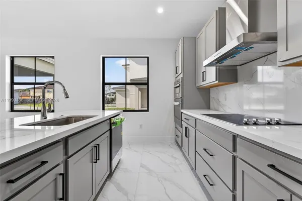 $8,000 | 15441 Southwest 20 Lane, Unit 15441, Miami, FL 33185