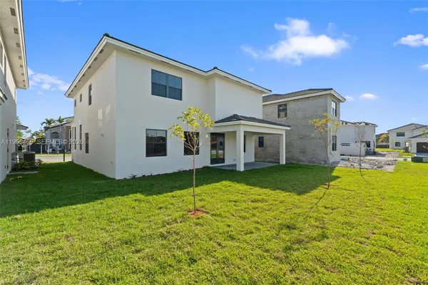 $8,000 | 15441 Southwest 20 Lane, Unit 15441, Miami, FL 33185