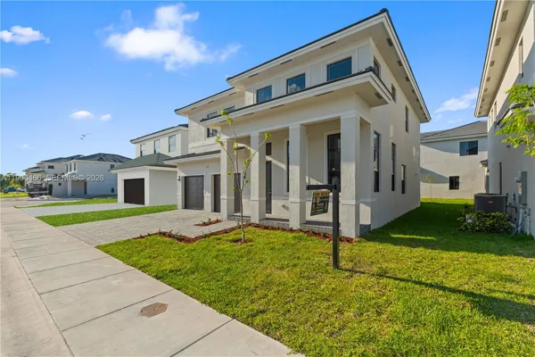 $7,000 | 15441 Southwest 20 Lane, Unit 15441, Miami, FL 33185