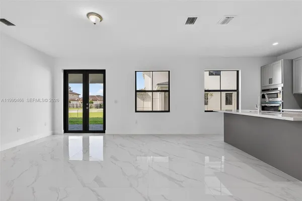 $8,000 | 15441 Southwest 20 Lane, Unit 15441, Miami, FL 33185