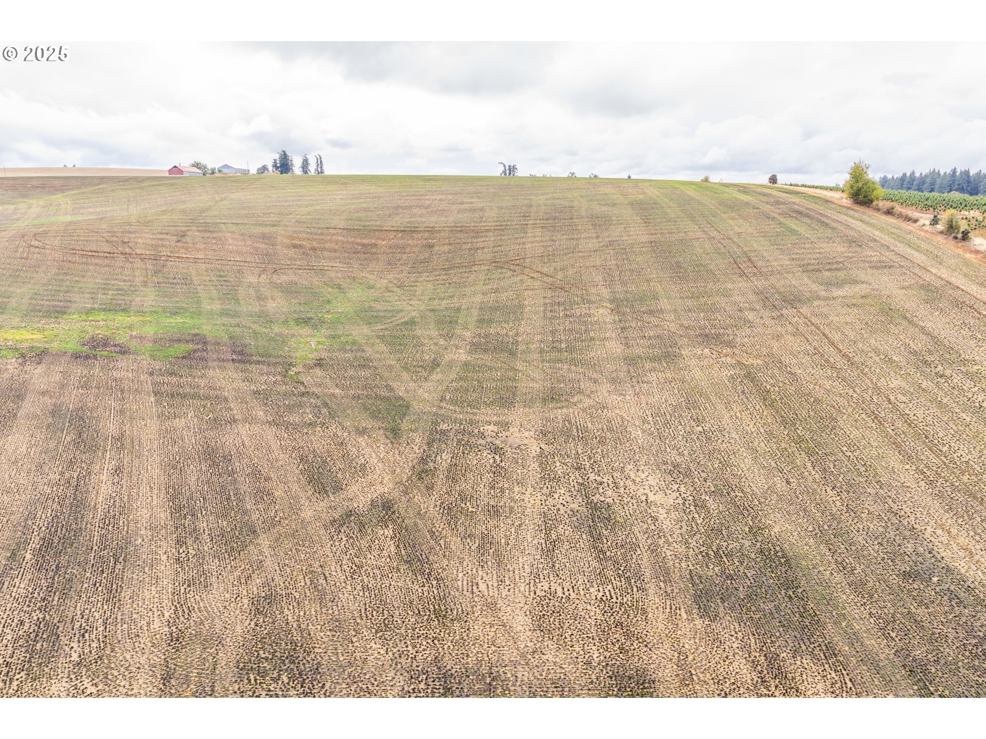 39986 Gisler Road Scio, OR 97374 - Photo 27 of 45 a view of an ocean beach