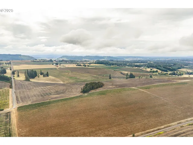 a view of a ocean with beach