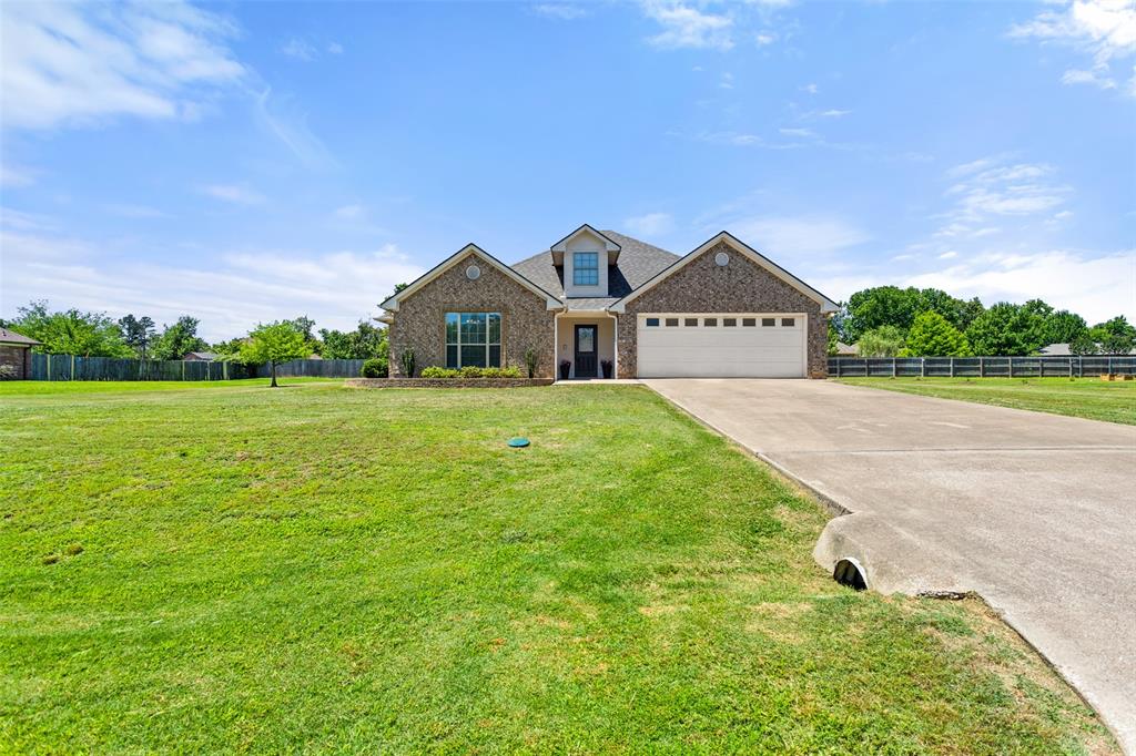13575 Country View Tyler, TX 75706 - Photo 1 of 39