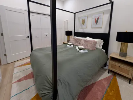 $2,300 | 1914 West Farragut Avenue, Unit 3R, Chicago, IL 60640
