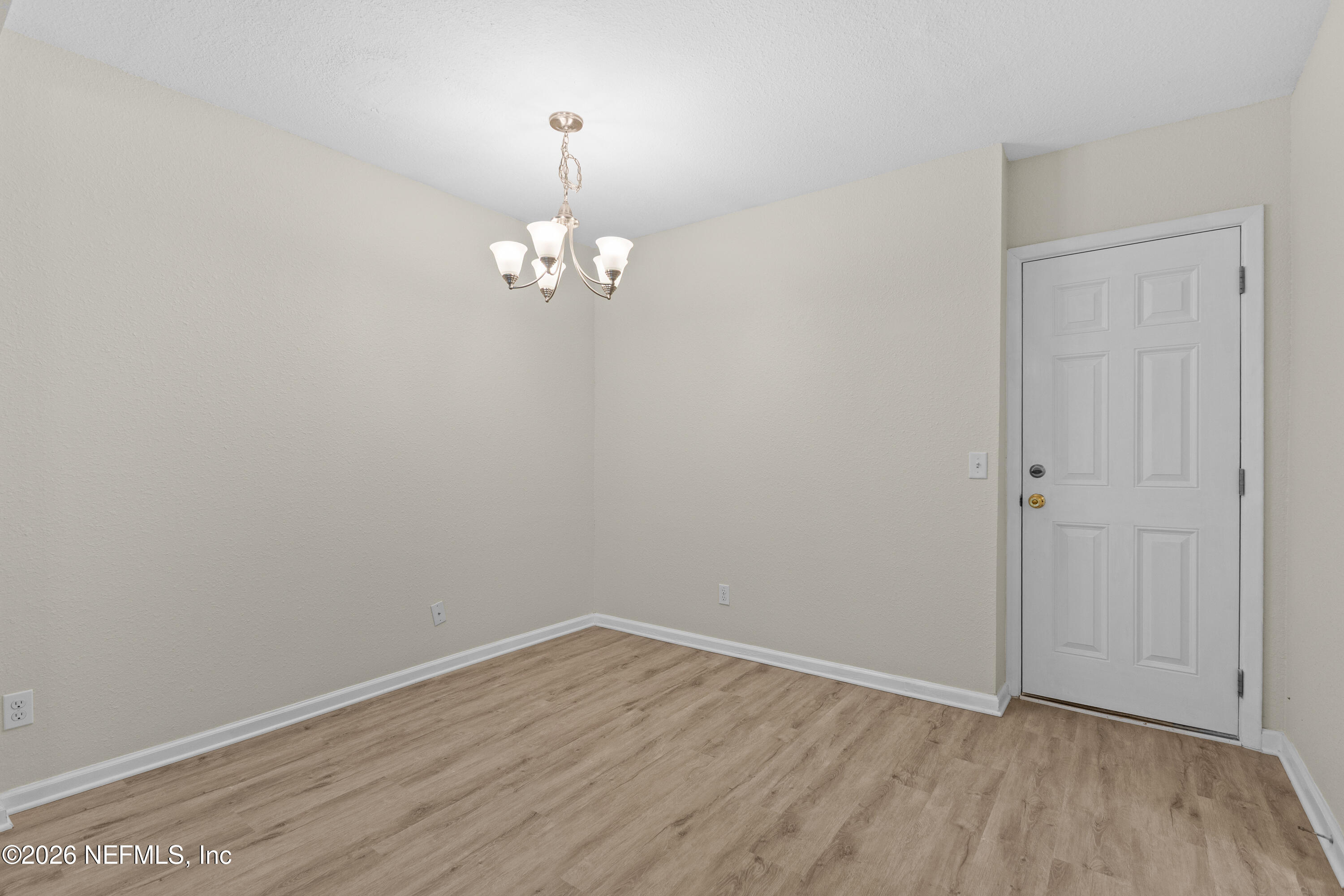 628 Matterhorn Road Jacksonville, FL 32216 - Photo 21 of 43 Dining or office
