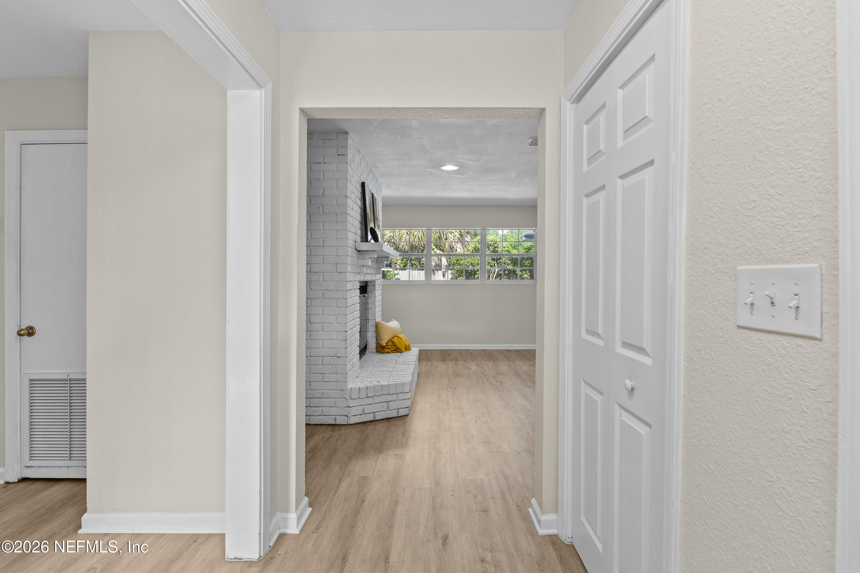 Entry way