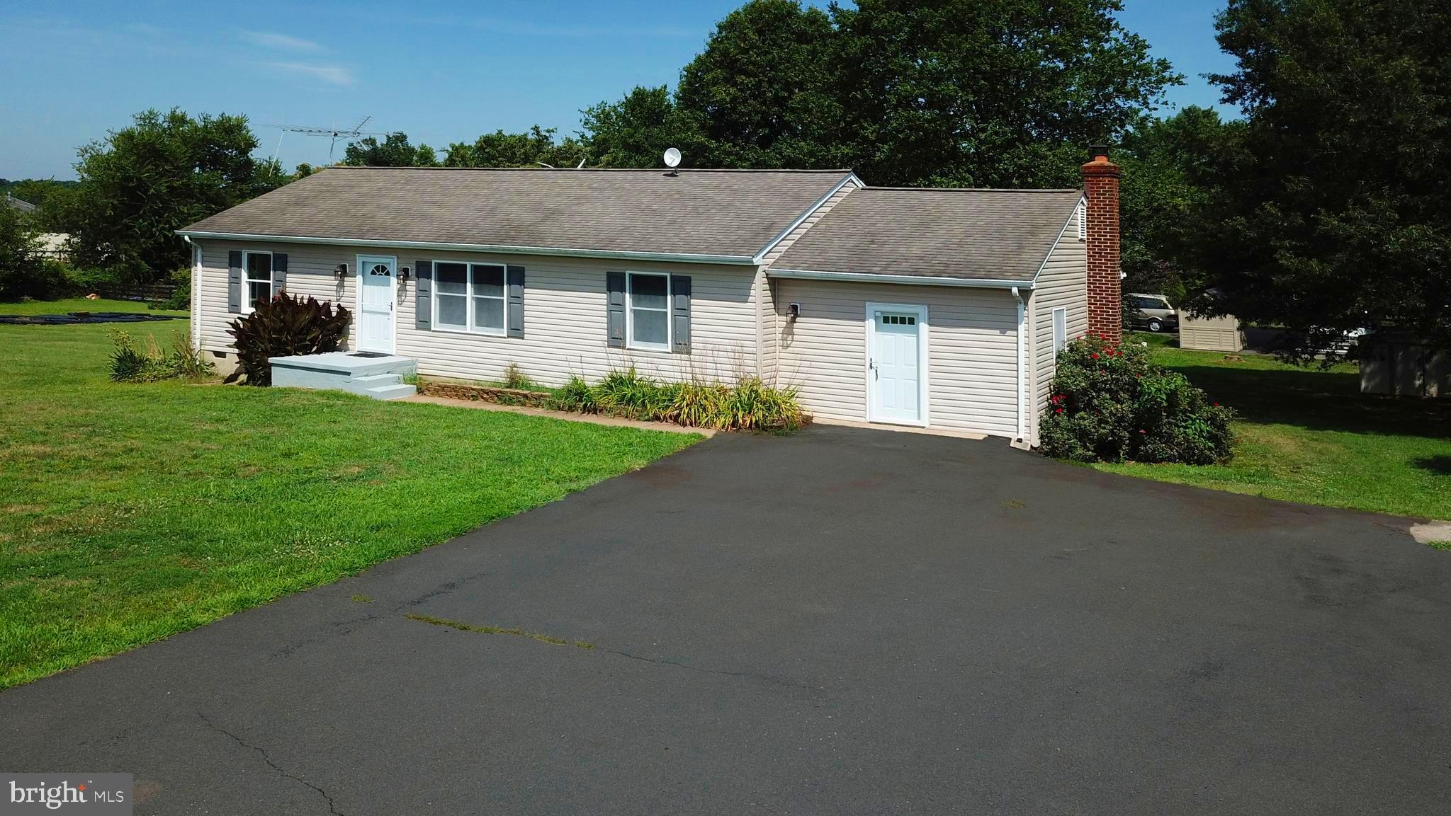 6592 Covingtons Corner Road Bealeton, VA 22712 - Photo 2 of 21 Gallery Image 2