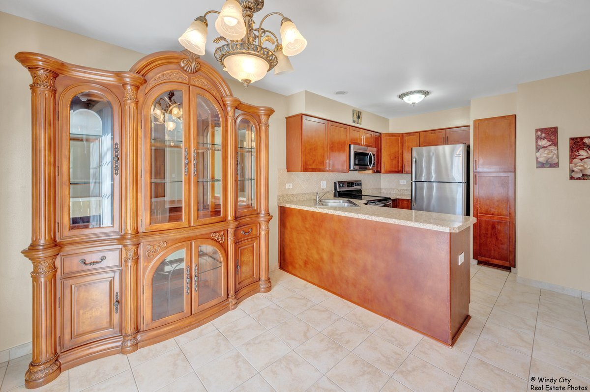 1346 South Lorraine Road, Unit E Wheaton, IL 60189 - Photo 9 of 15
