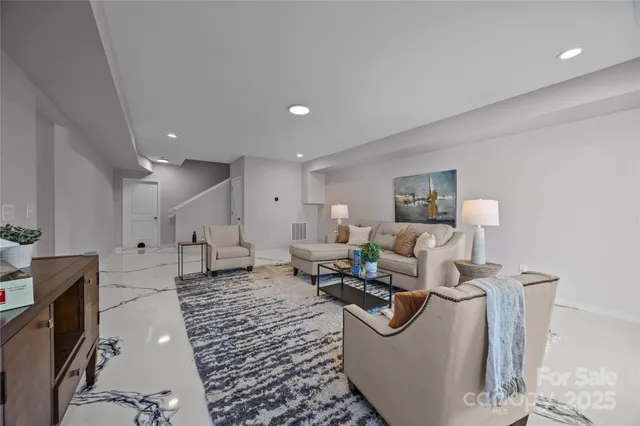 $640,000 | 16124 Fieldstone Trace, Charlotte, NC 28278