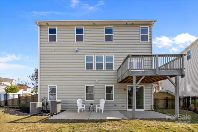 $640,000 | 16124 Fieldstone Trace, Charlotte, NC 28278