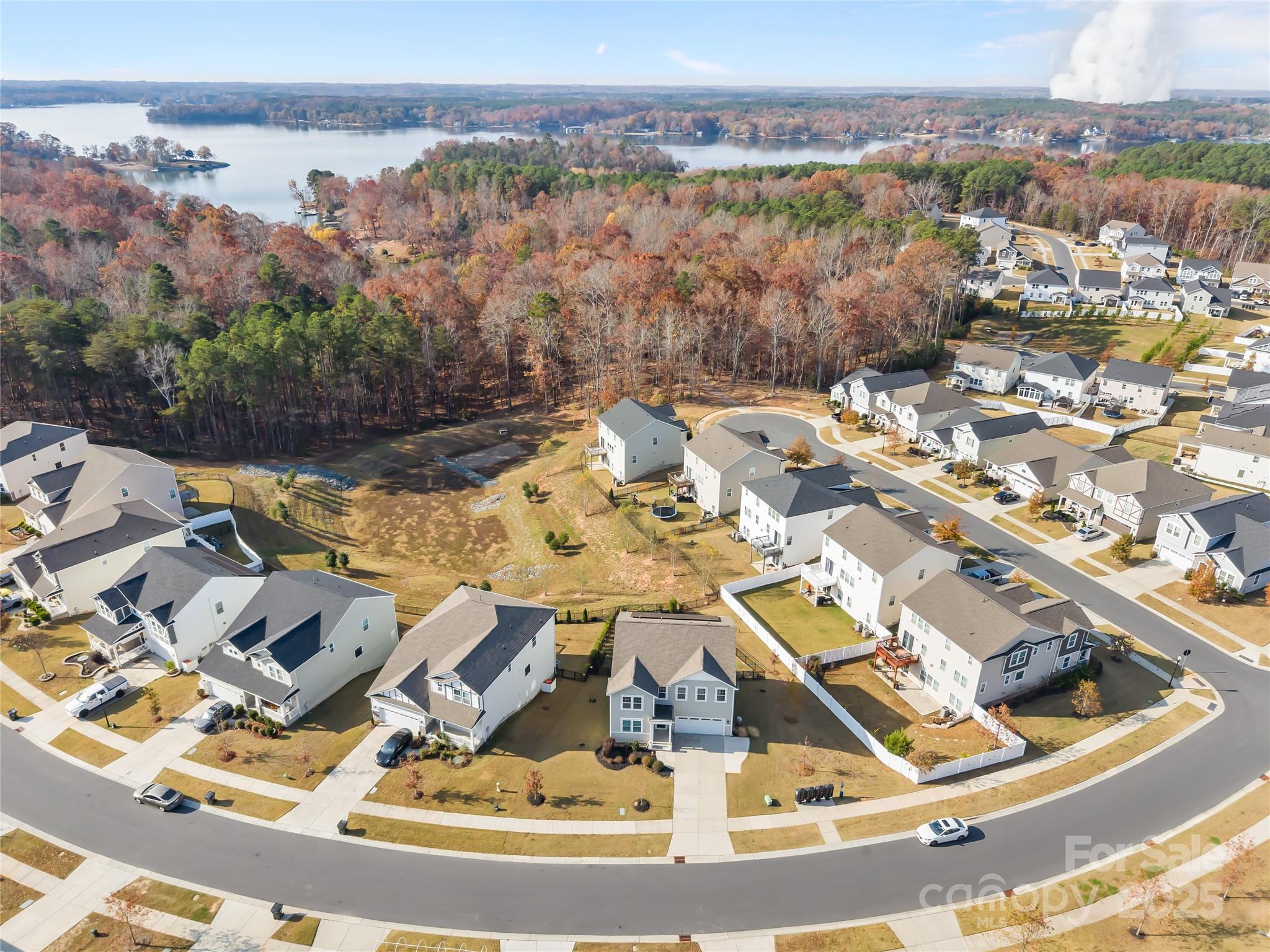 16124 Fieldstone Trace Charlotte, NC 28278 - Photo 42 of 45 an aerial view of residential houses with outdoor space
