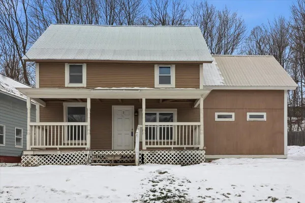 $292,900 | 2 Farwell Street, Barre, VT 05641