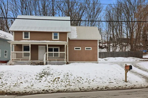 $292,900 | 2 Farwell Street, Barre, VT 05641