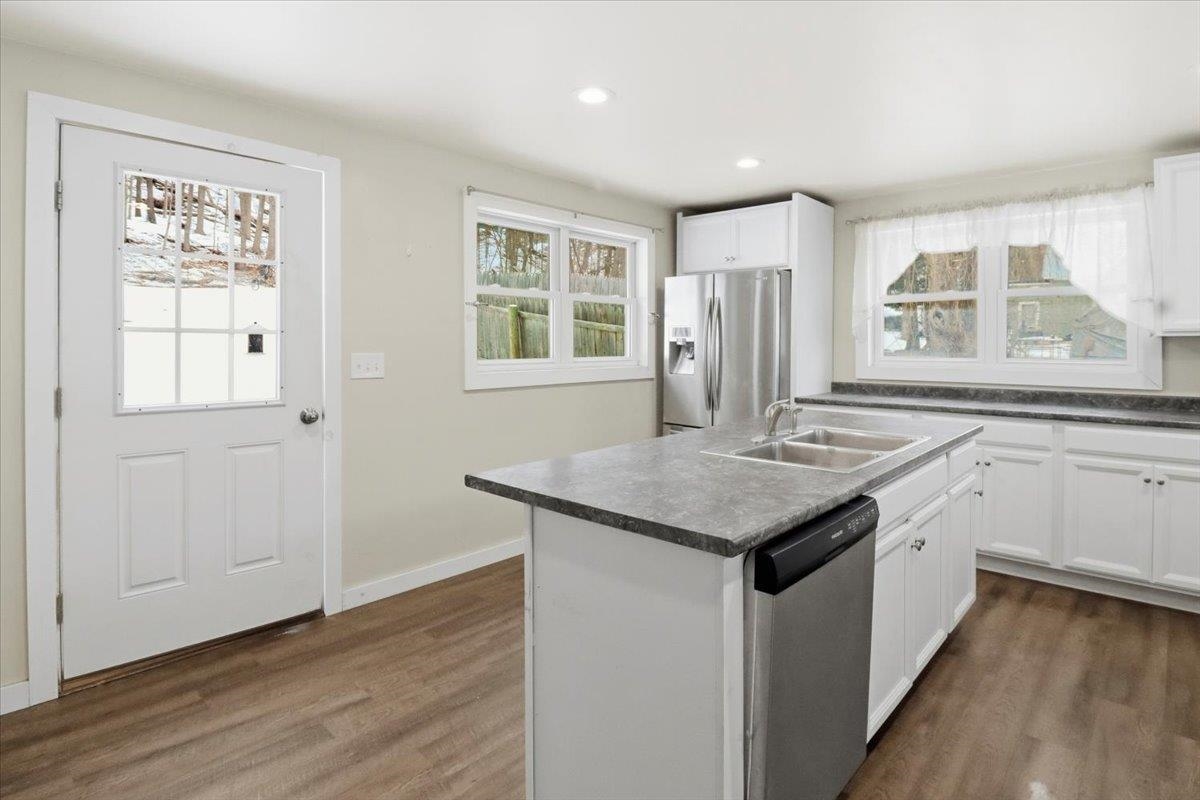 2 Farwell Street Barre, VT 05641 - Photo 6 of 45