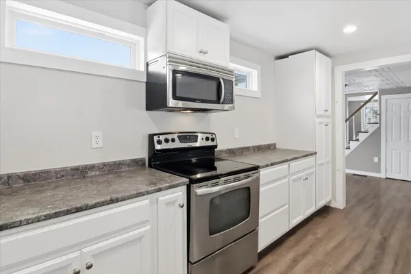 $292,900 | 2 Farwell Street, Barre, VT 05641