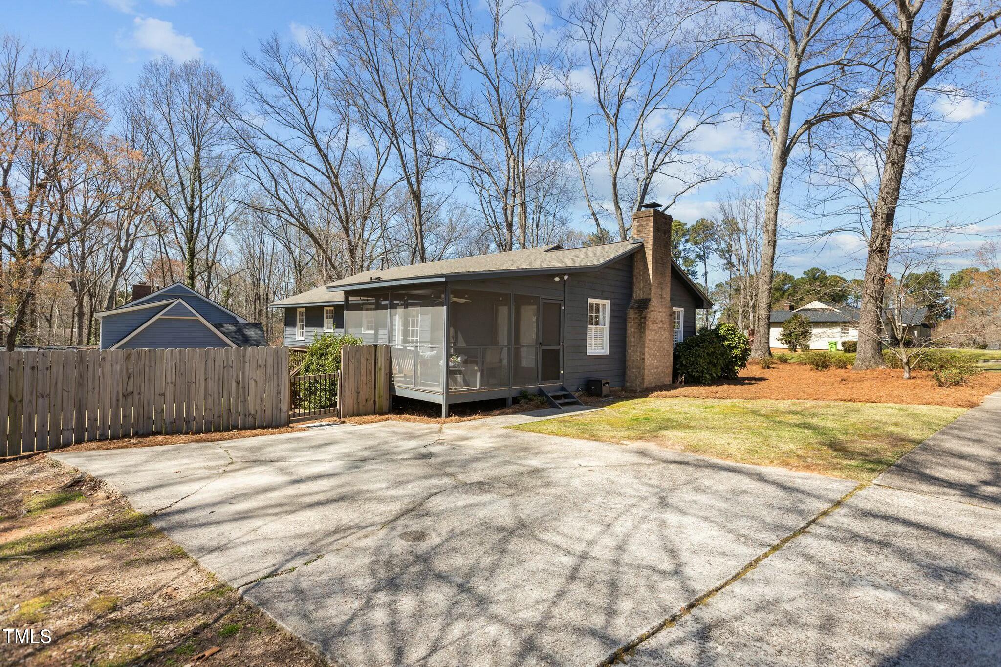 412 Lynchester Court Raleigh, NC 27615 - Photo 26 of 42 tempImageF2MDeE