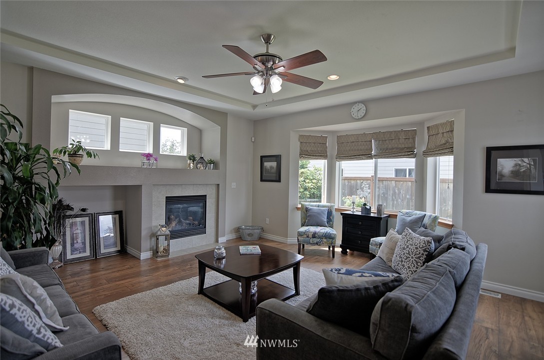 15418 43rd Avenue Southeast Bothell, WA 98012 - Photo 2 of 24 Gallery Image 2