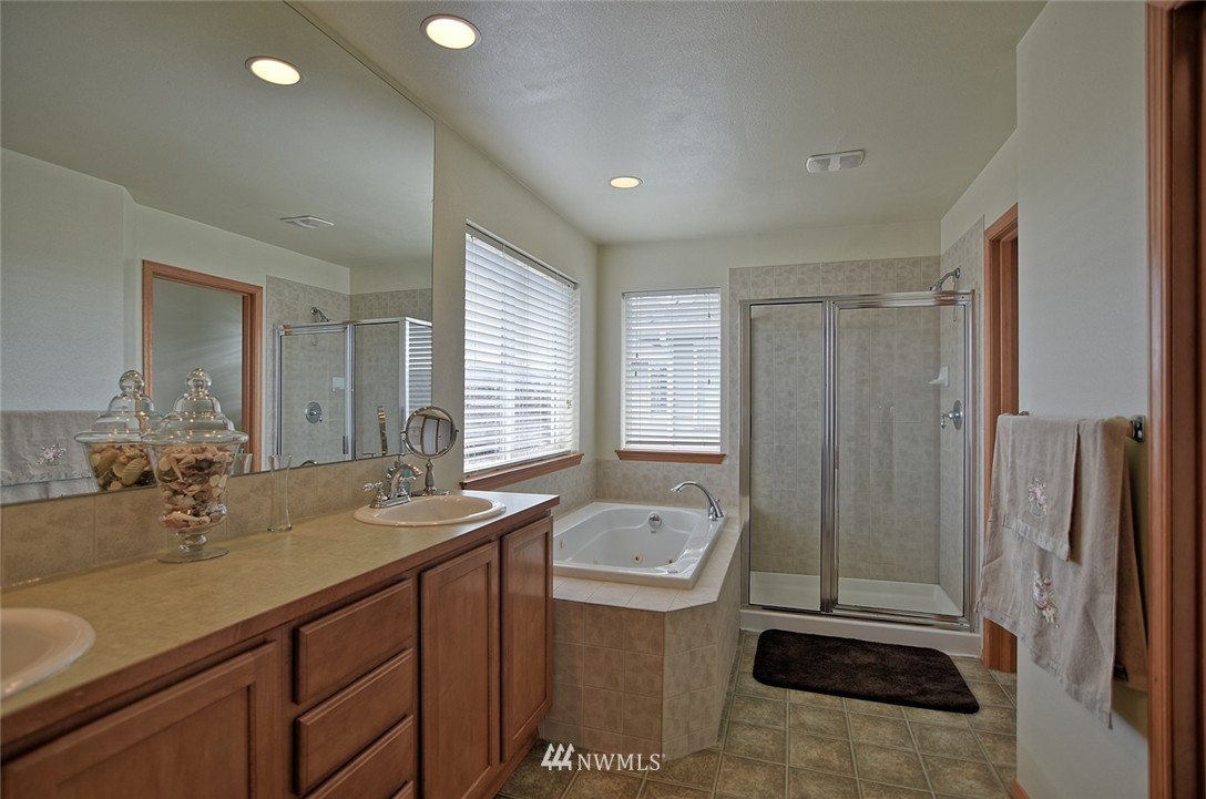 15418 43rd Avenue Southeast Bothell, WA 98012 - Photo 14 of 24 Gallery Image 14