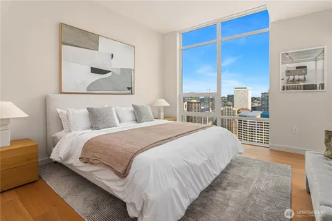 $2,139,000 | 121 Stewart Street, Unit 3703, Seattle, WA 98101