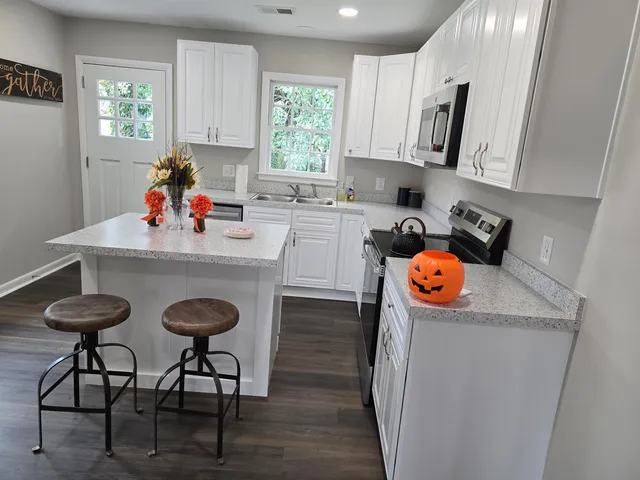 $325,000 | 226-228 College Drive, Gaffney, SC 29340