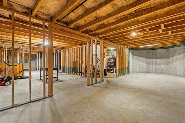 a view of a back yard of the house