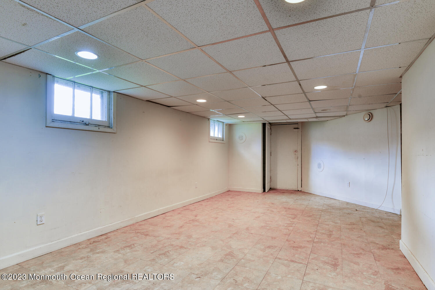 24 Walnut Street Keyport, NJ 07735 - Photo 21 of 38 24 Walnut St Keyport NJ 07735-large-033-