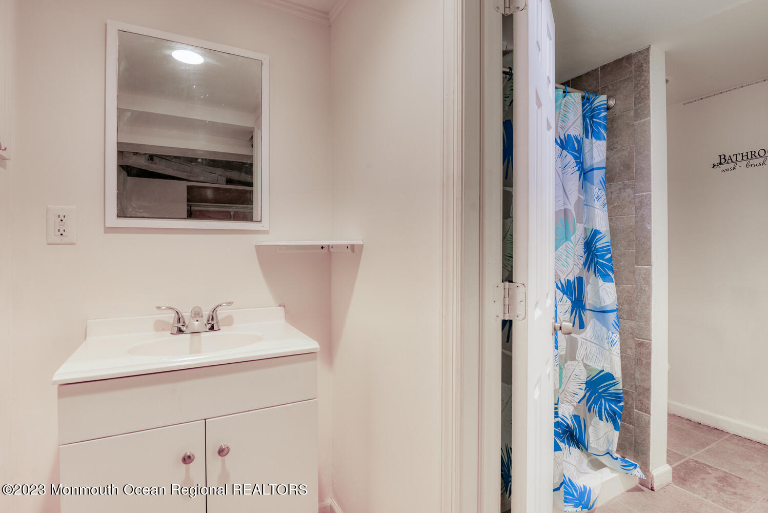 24 Walnut Street Keyport, NJ 07735 - Photo 22 of 38 24 Walnut St Keyport NJ 07735-large-034-