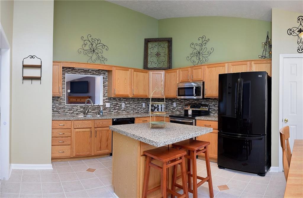 1204 Hopkins Road Indianapolis, IN 46229 - Photo 3 of 23 Gallery Image 3