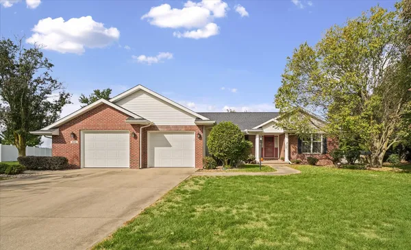 $400,000 | 605 South Harrison Street, Philo, IL 61864